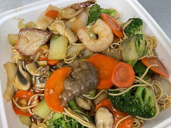 Cantonese Lo Mein (soft noodle)广东捞面